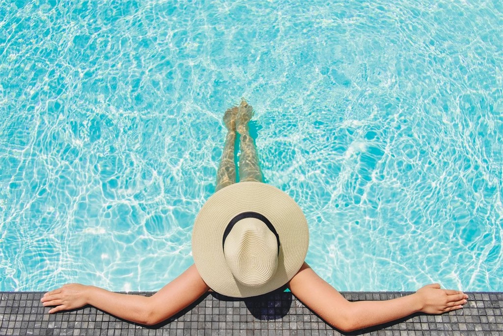 Los beneficios de instalar una piscina en tu jardín: disfruta de tu espacio al aire libre todo el año